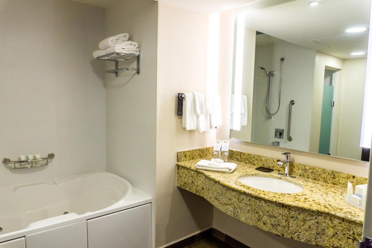 Courtyard By Marriott San Luis Potosi Hotel Eksteriør billede