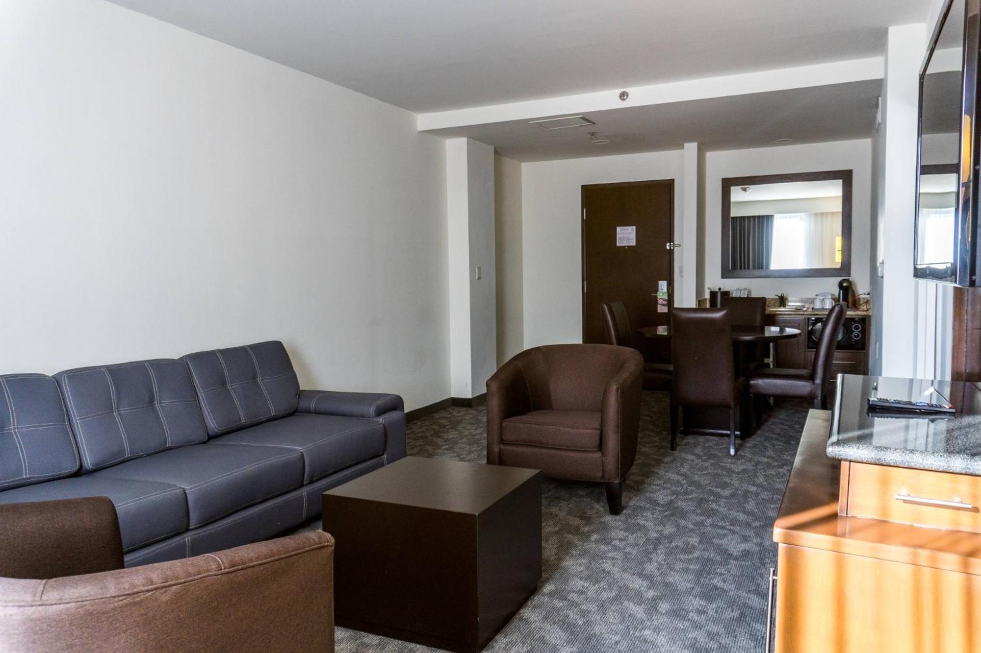 Courtyard By Marriott San Luis Potosi Hotel Eksteriør billede